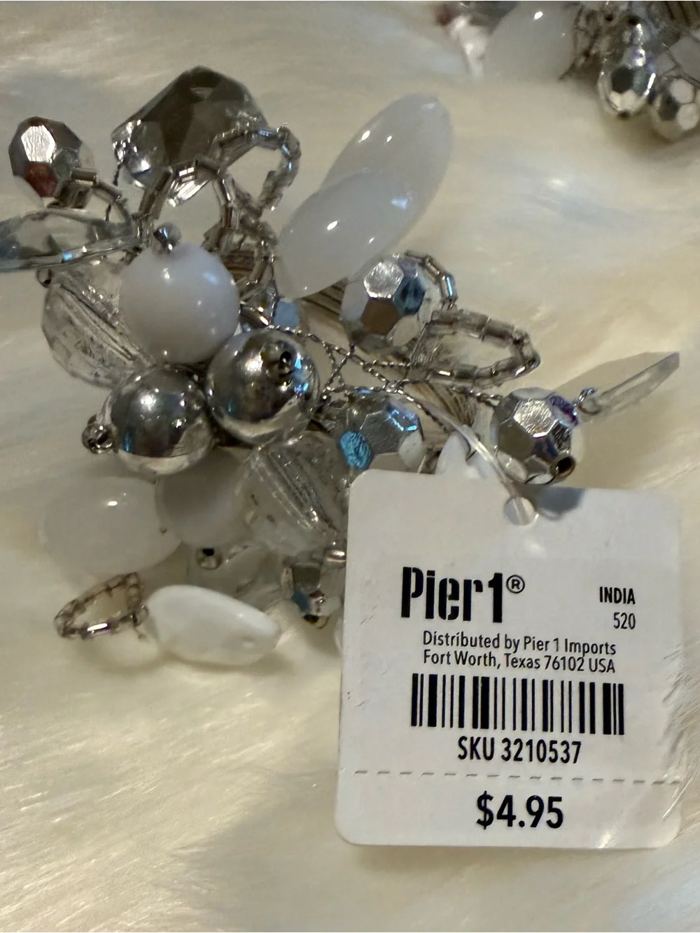 Pier 1 White and Silver Beaded Floral Napkin Rings (Set)